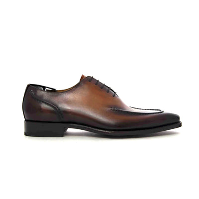 0arthur-caramelugo vasaredress shoe